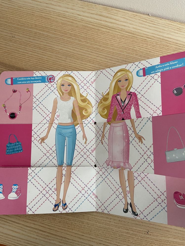 Livro Barbie - “A Estilista és Tu”