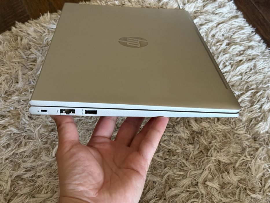 Ноутбук HP ProBook 450 G10 / i7-1355U / 16 ГБ / 512 ГБ