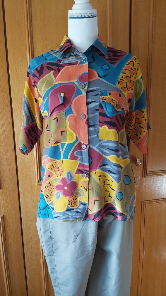 Camisa Vintage fresca e colorida