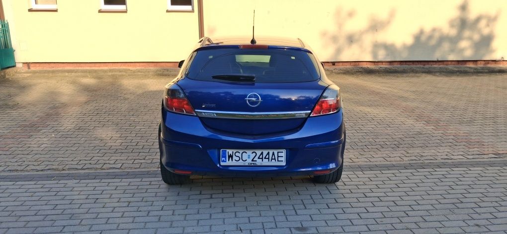 Astra H Gtc 1.9cdti 120km 6b klima