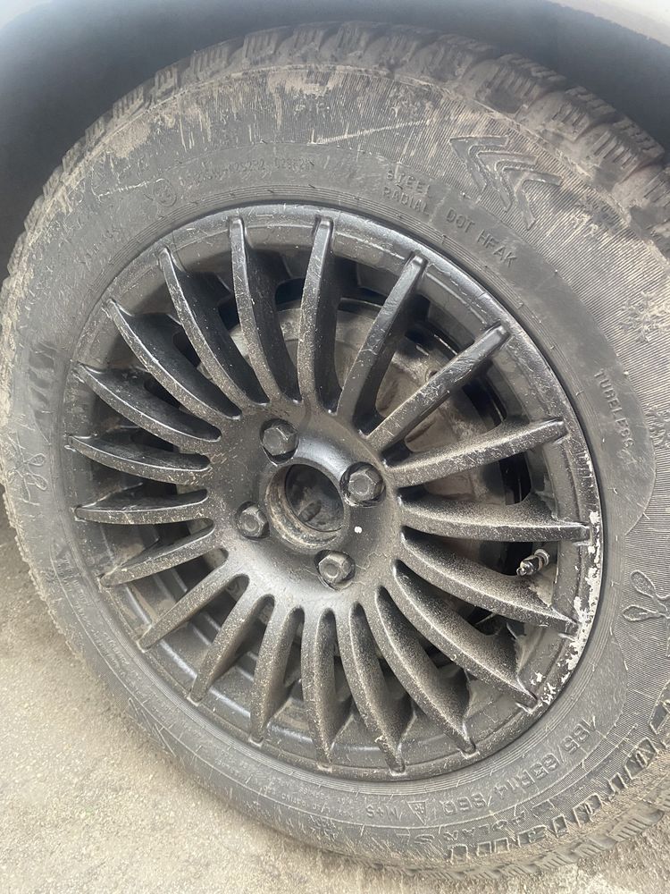 Продам срочно Титаны r14 185