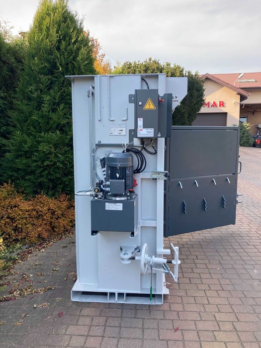 HSM v-press 820 Plus | Powystawowa | Belownica do makulatury, folii