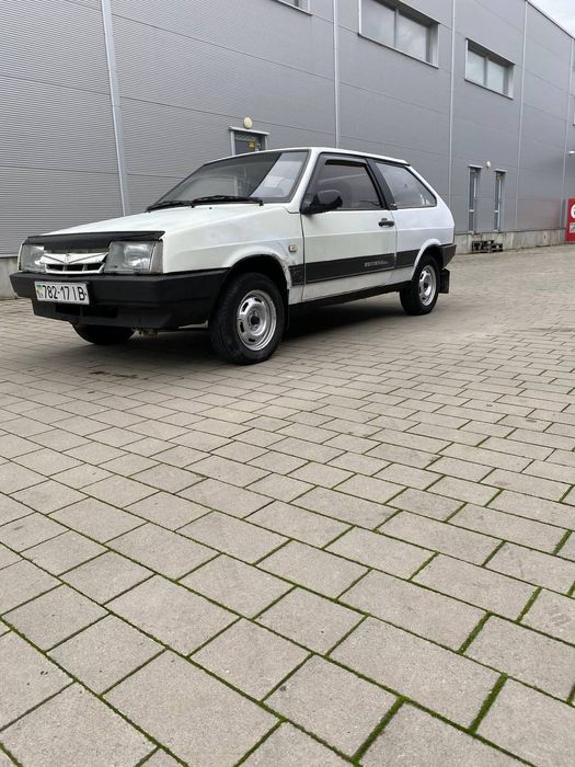 ВАЗ 2108 lada...