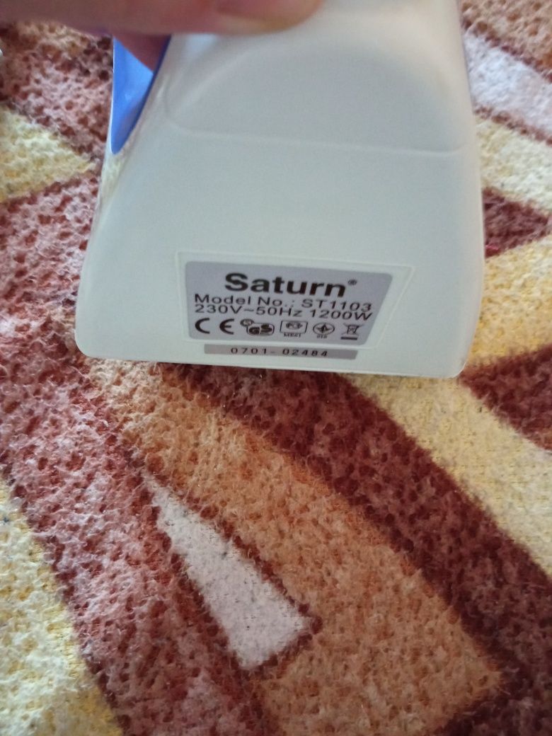 Праска парова Saturn утюг Непрацює