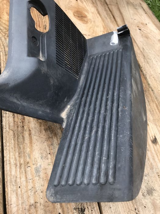 Підножка , підставка для ноги BMW е36,е46 Розборка BMW