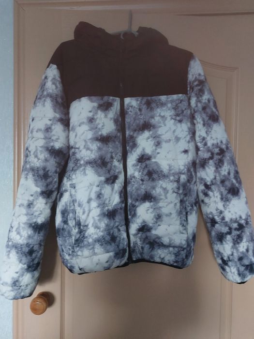 Курткая,джинси Primark для хлопця М