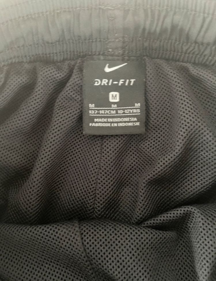 Spodnie dresowe chłopięce NIKE dri-fit 137-147 cm, 10-12 lat