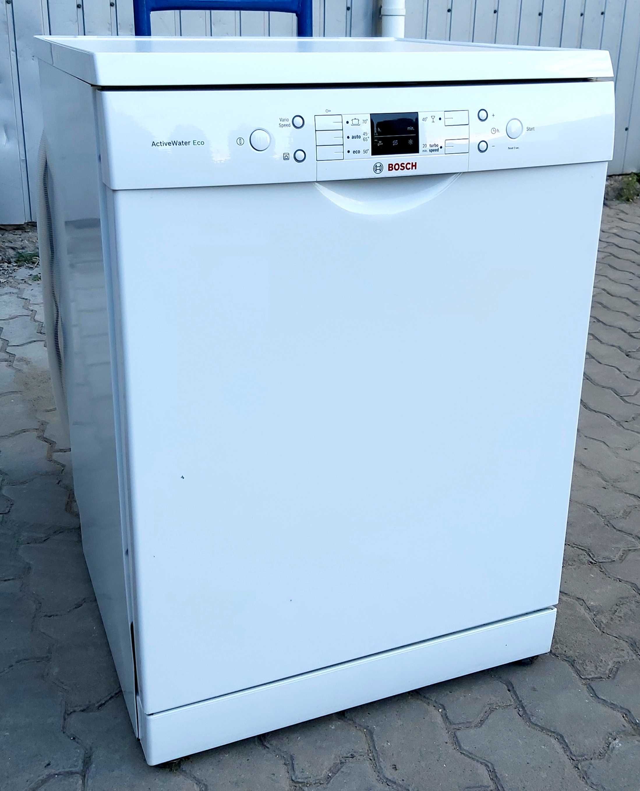 Посудомоечная машина Бош  Bosch SMS58N52EU на три лотка 60 см А++