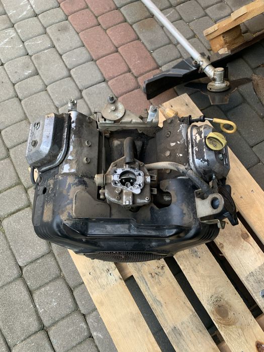 Silnik briggs 570 cc 18 km V z poziomym wałem