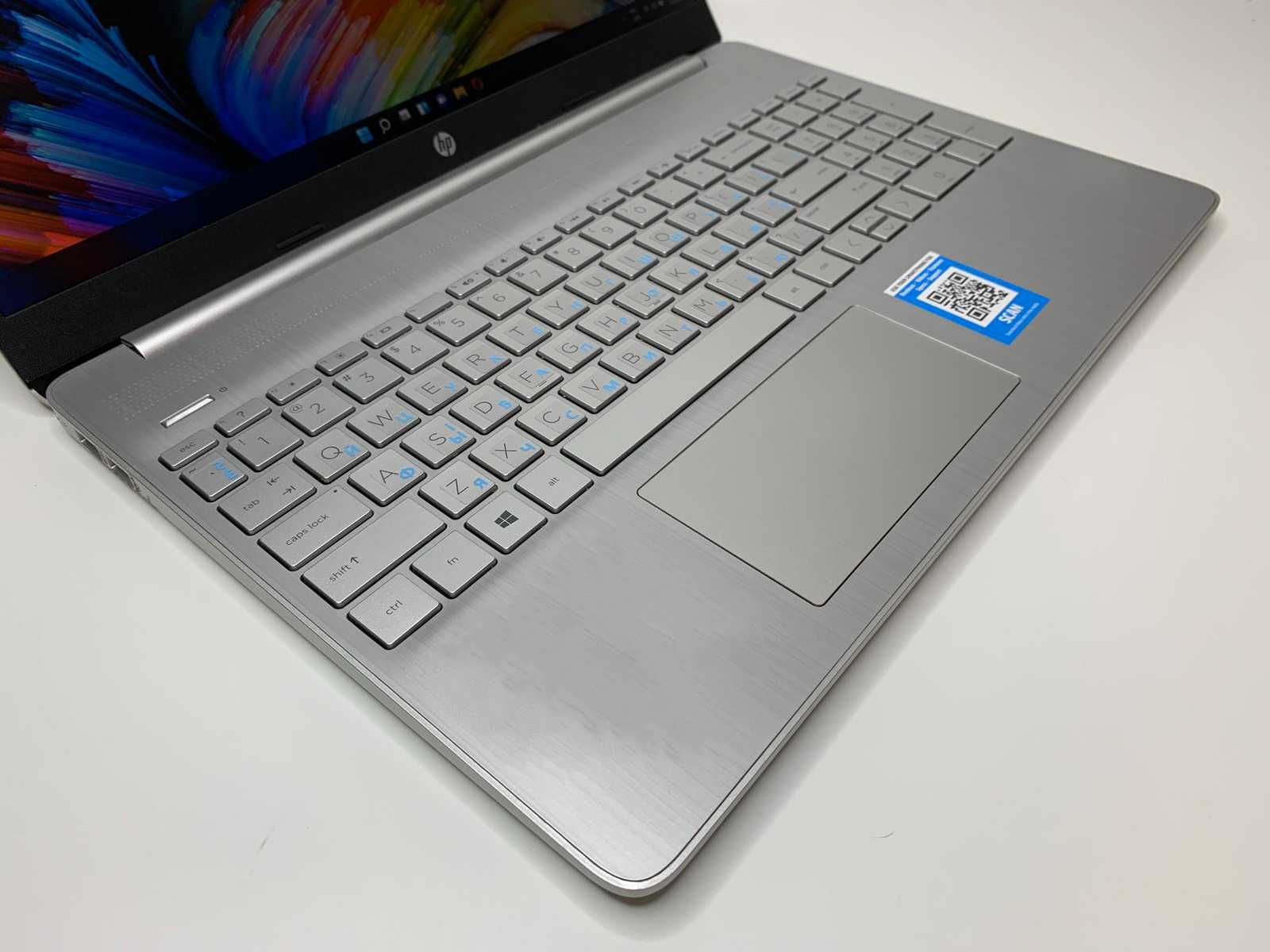 Потужний HP Pavilion 15, Core i7-1165G7, 16Gb, NVMe 256Gb, FHD IPS