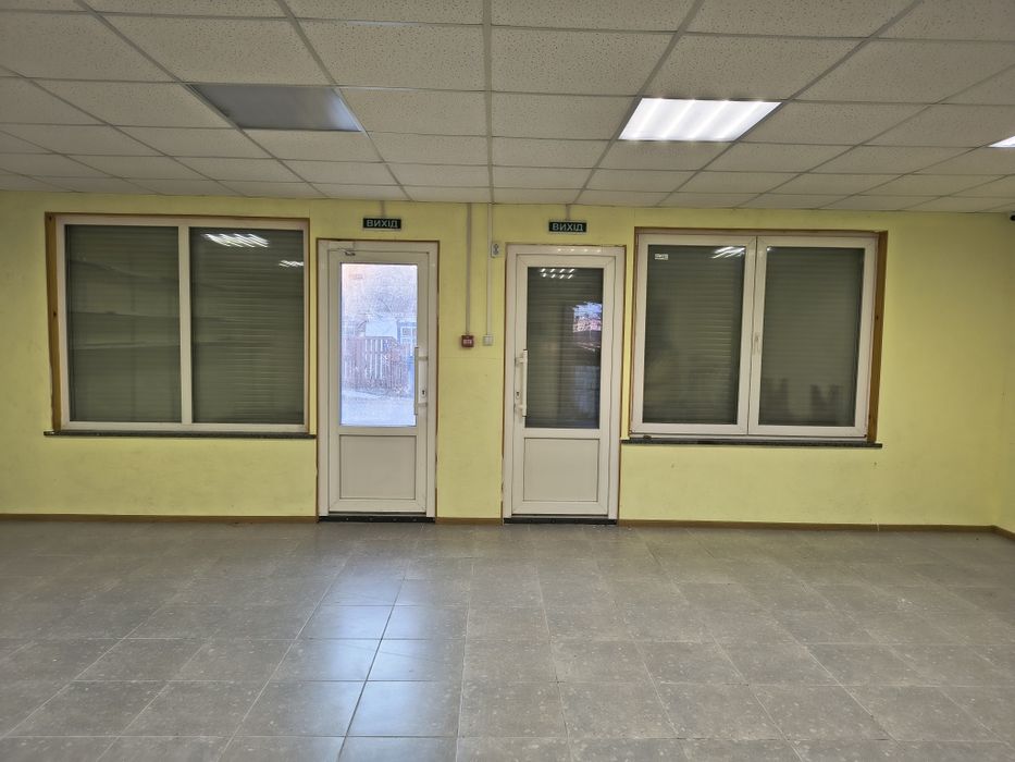 Оренда фасадного приміщення, магазин