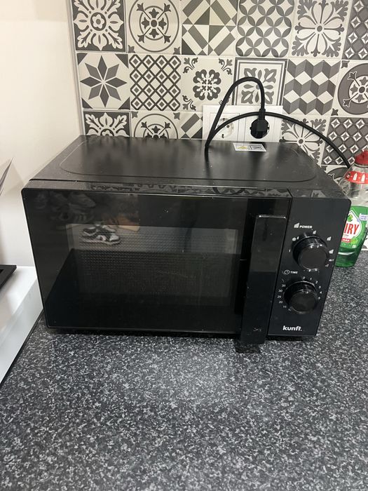 Microondas Kunft com Grill