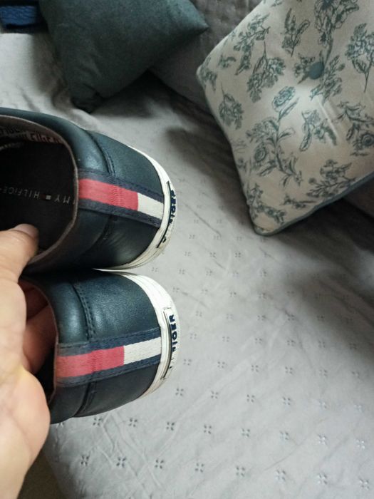 Tenis Tommy Hilfiger n 40 em bom estado