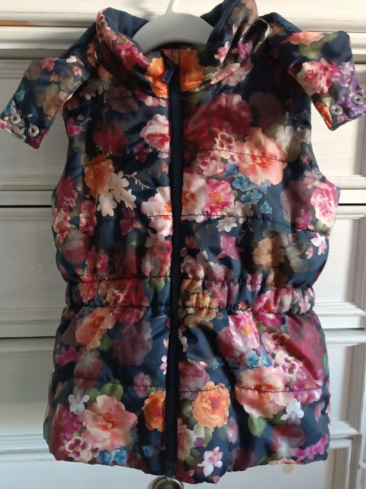 Kamizelka pikowana bezrękawnik kwiaty r. 122 H&M