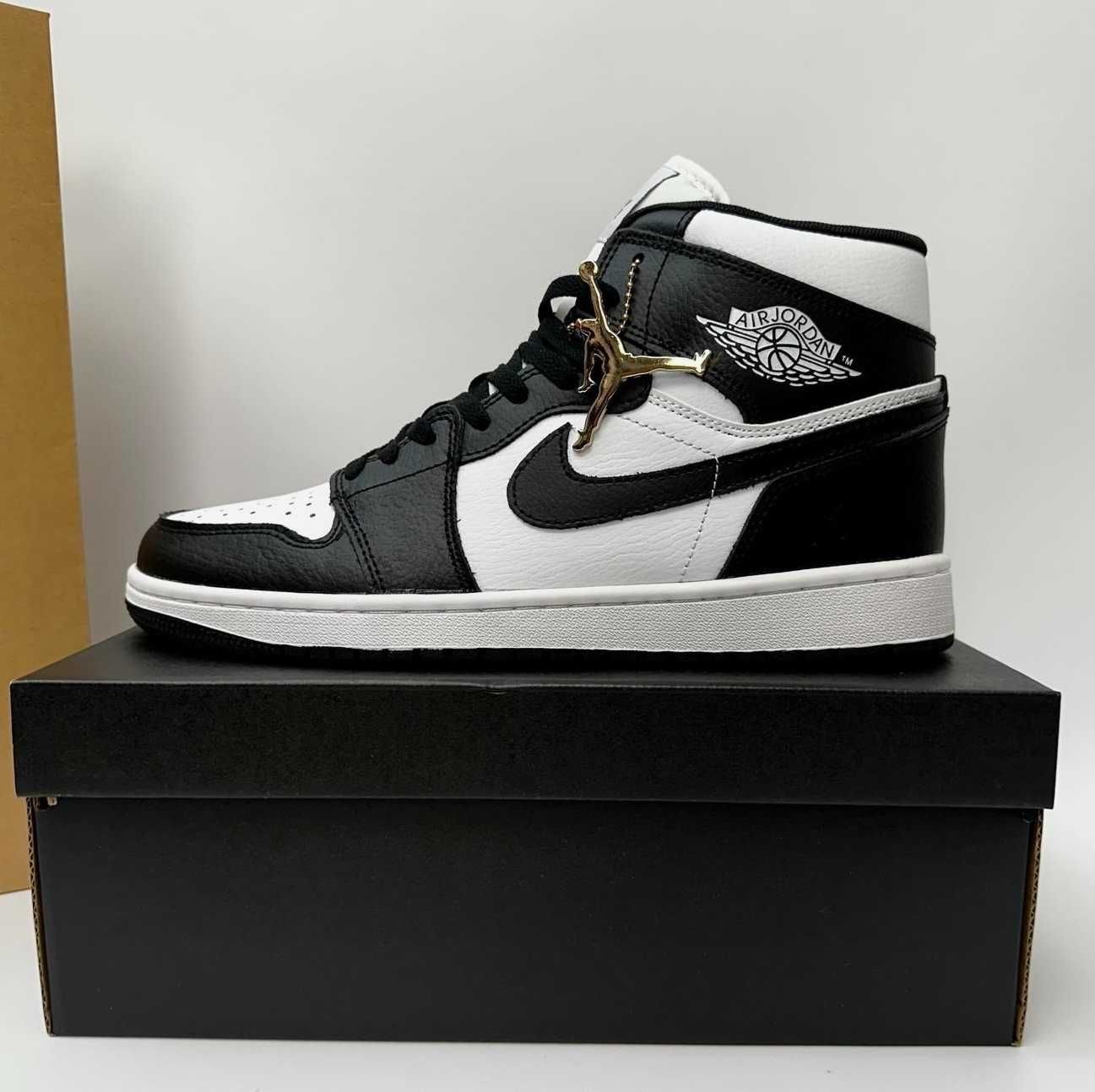 Мужские Кроссовки Найк Air Jordan черно белые высокие Nike