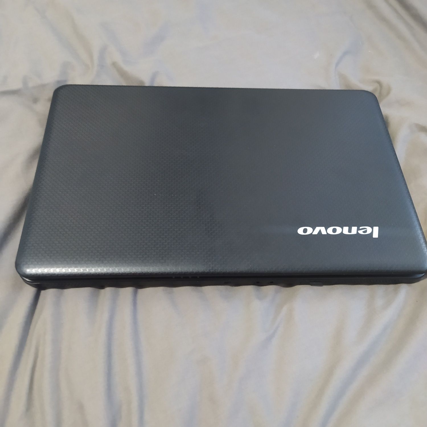 Продам ноутбук Lenovo g 555