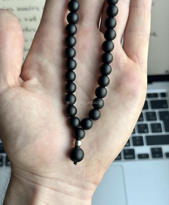 Маленькі чотки на 33 намистини 8мм Переборные четки черные матовые