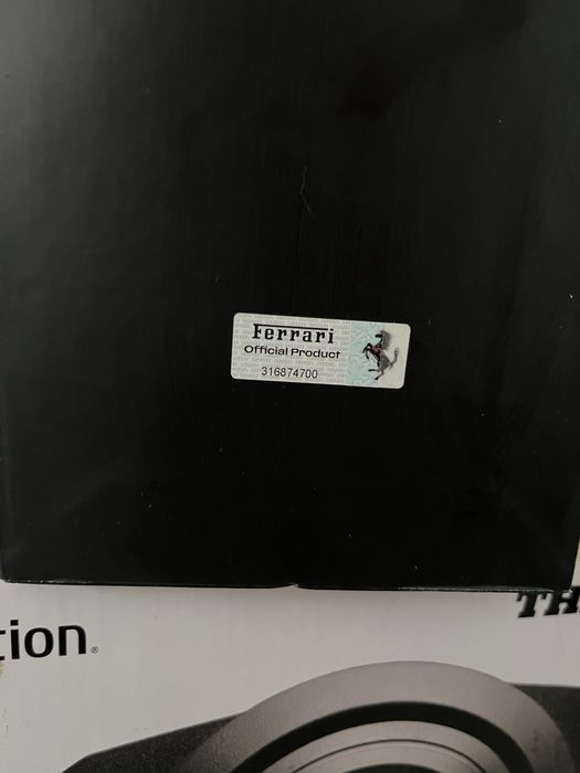 Zestaw thrustmaster symulator kierownica ferrari baza pedaly