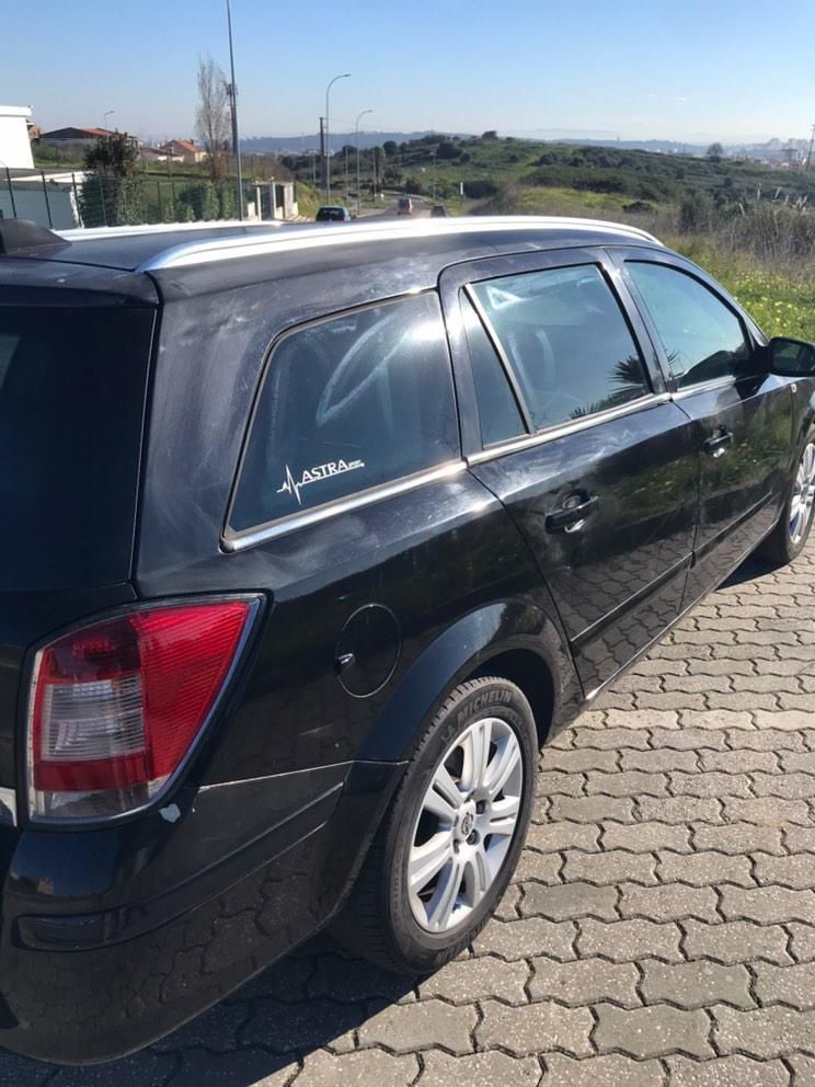 Vendo Opel astra H 1.7 CDTI 125cc