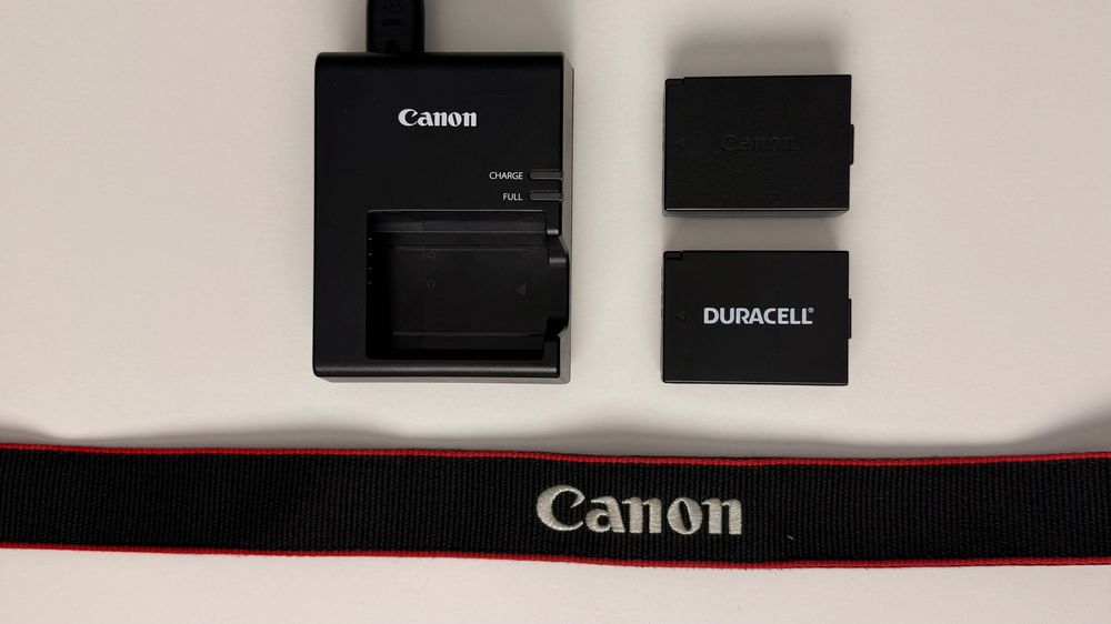 Canon EOS 2000D + 3 obiektywy