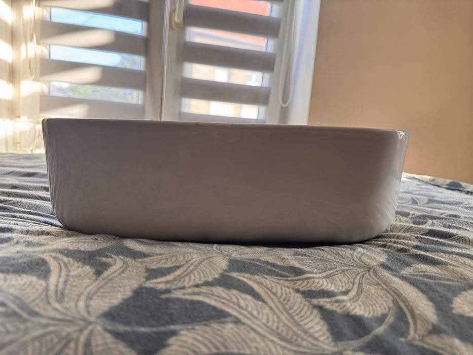 Umywalka nablatowa kwadratowa 39cm