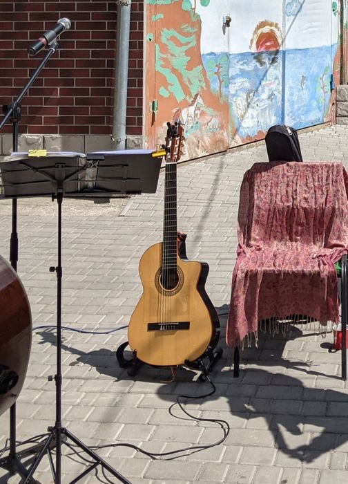 Уроки игры на гитаре.