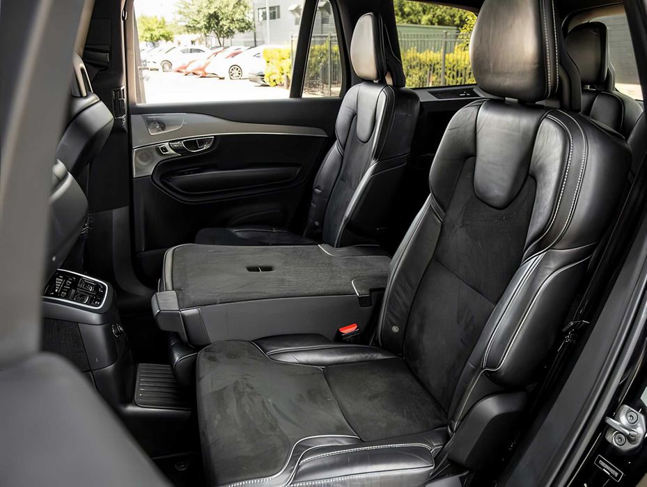 Volvo XC90      2017