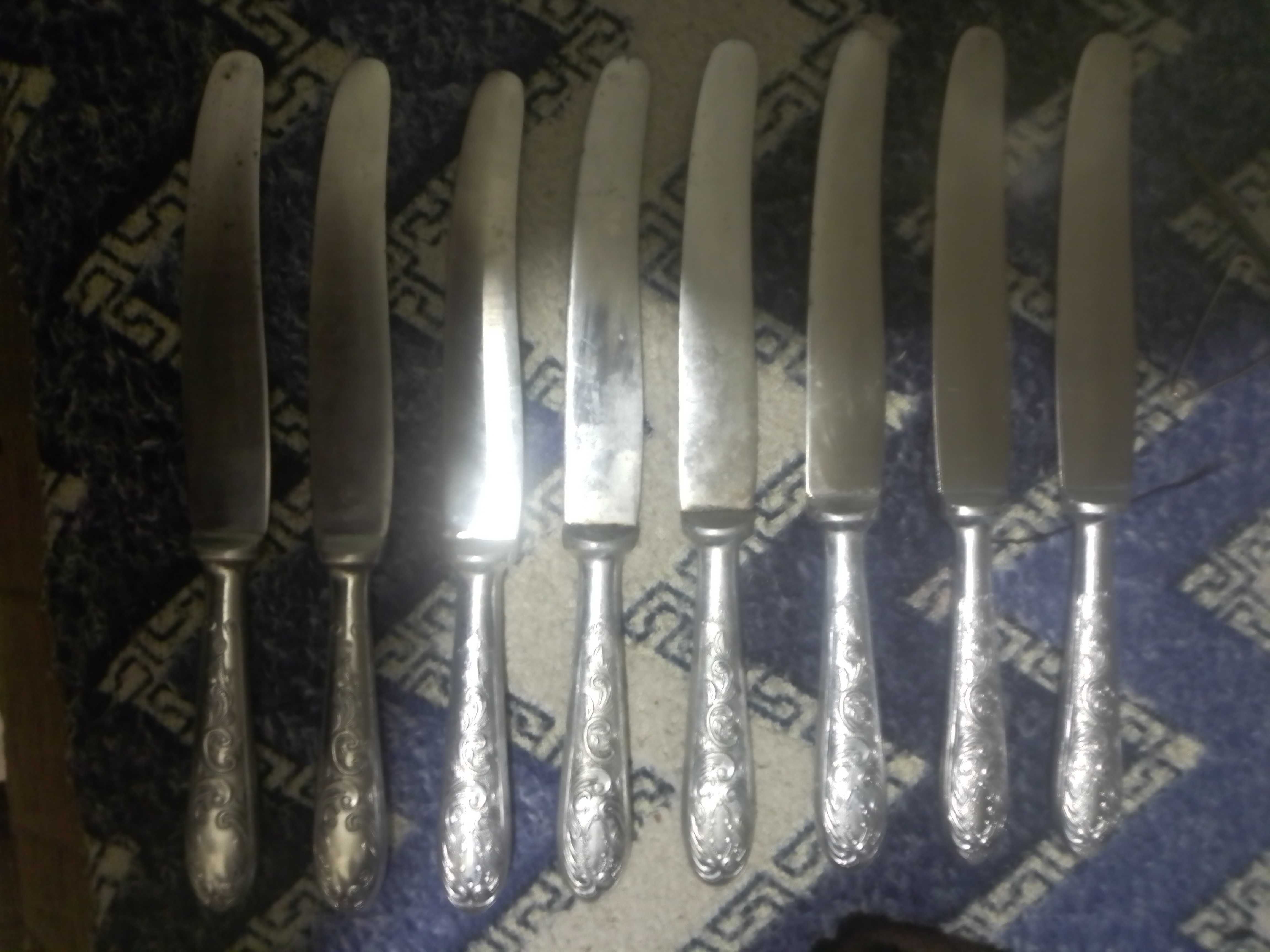 Набор столовых советских ножей