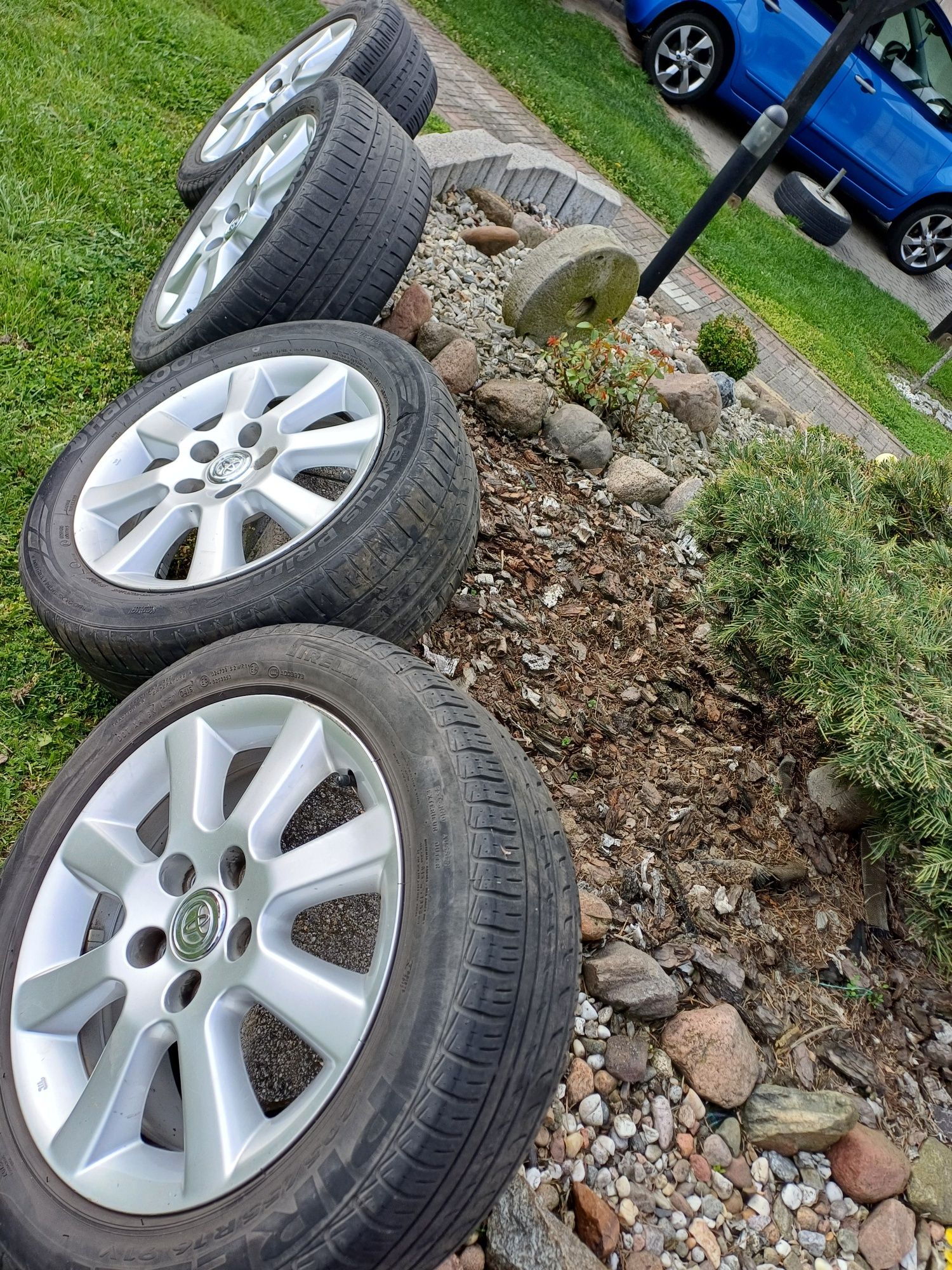 Koła  letnie Toyoty  corolla werso