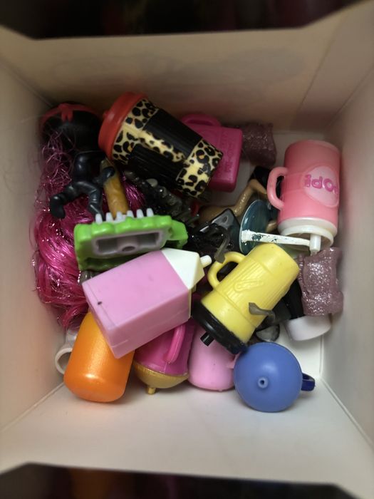 Віддам безкоштовно б/у іграшки