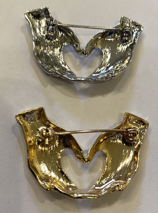 Брошка за 90грн. за 1 шт