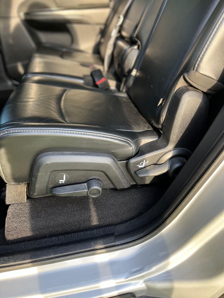 Wygodny ,komfortowy samochód,rodzinny Suv, Dodge Journey