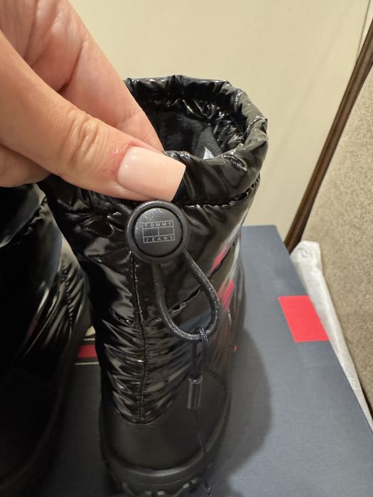 Зимові UGG дутіки Tommy Hilfiger оригінал р 38, 39