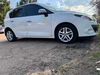 Renault Scenic 2011 року