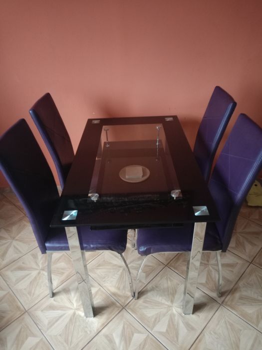 Stół szklany do jadalni kuchni