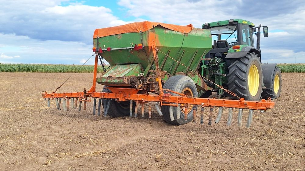 Rozsiewacz do wapna wapniarka bredal amazone ZG ZGB 5000 piast