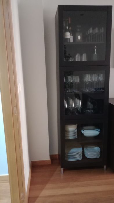 Móvel alto de sala