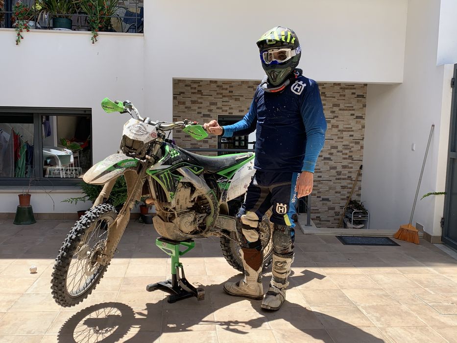 Motocross Kawazaki Kx F. 450 ou por mota ao meu gosto