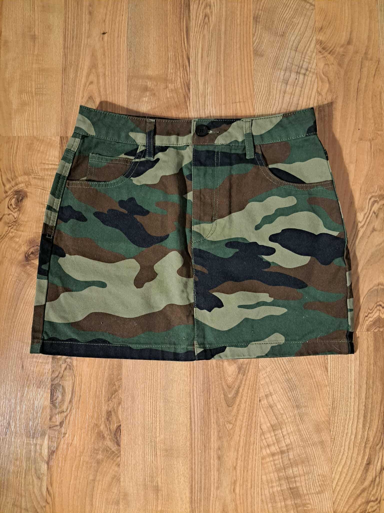 Spódnica camo Forever 21 S 38 khaki militarna w bardzo dobrym stanie