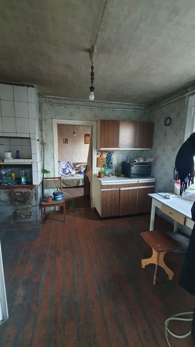 Продаеться будинок.