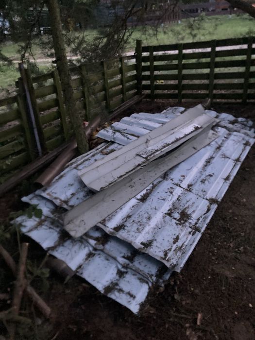 Blacha, ok 7m2 obróbki i rynny ok 5 m, brązowe z rozbiórki