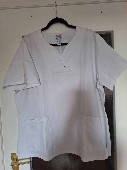 Medyczny fartuch damski