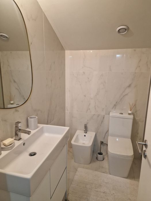 Arrenda se T1 perto Sé de Braga