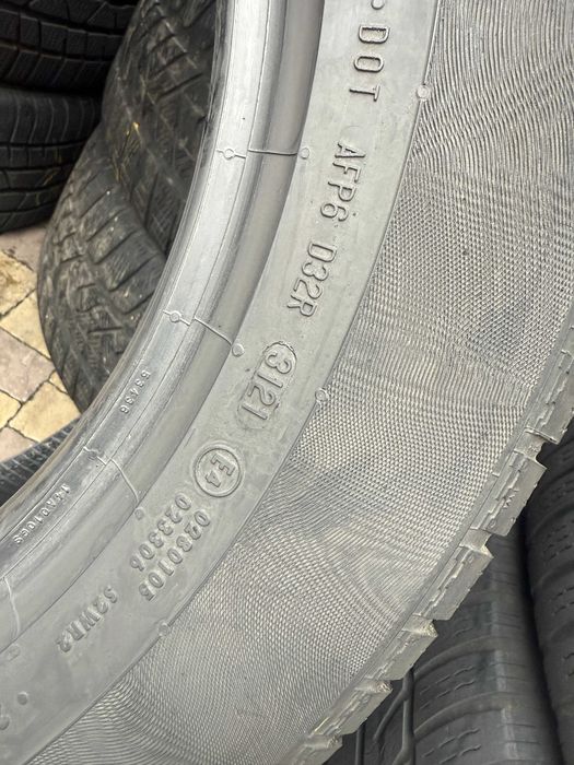 255-55 R19 111H Continental Conti Winter Contact TS830P 2шт