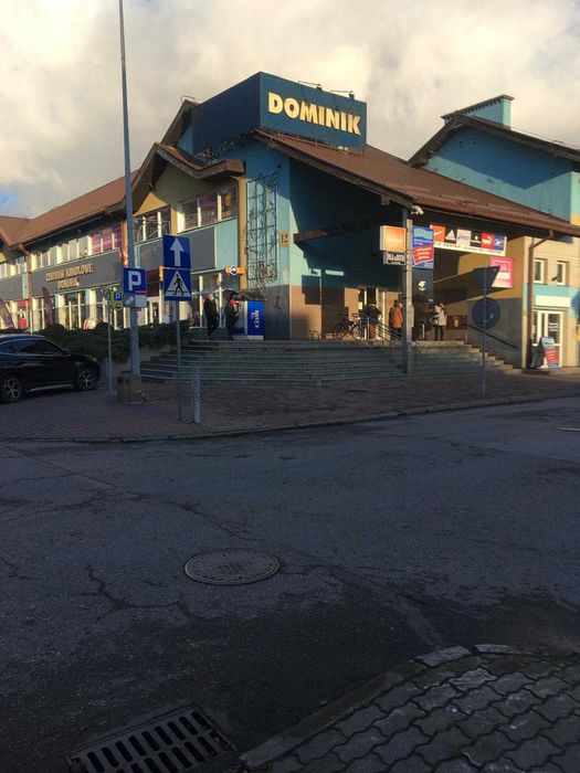 Lokal 156m2 z Witrynami Całe Skrzydło Usługi/Medyczne/Fitness Giżycko