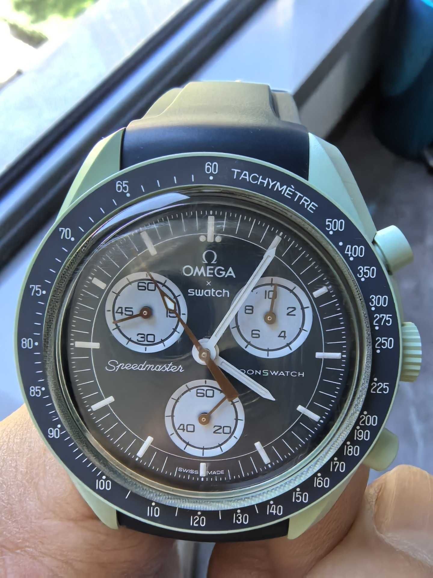 Użyty Omega Swatch Ziemia SO33G100, bez usterek