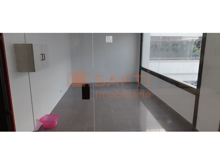 Loja em centro comercial