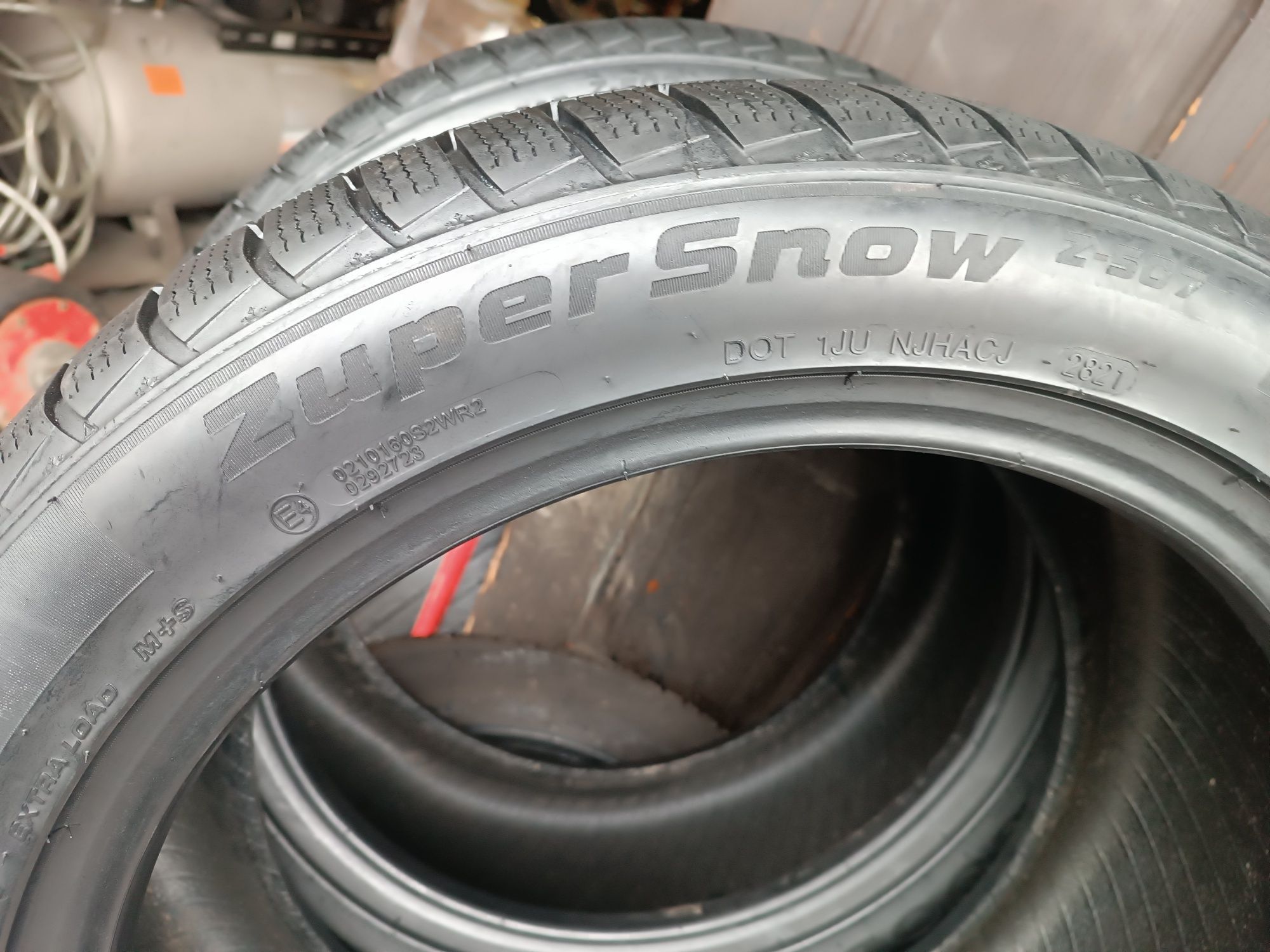 Sprzedam bardzo ładne Opony 245/45 r18