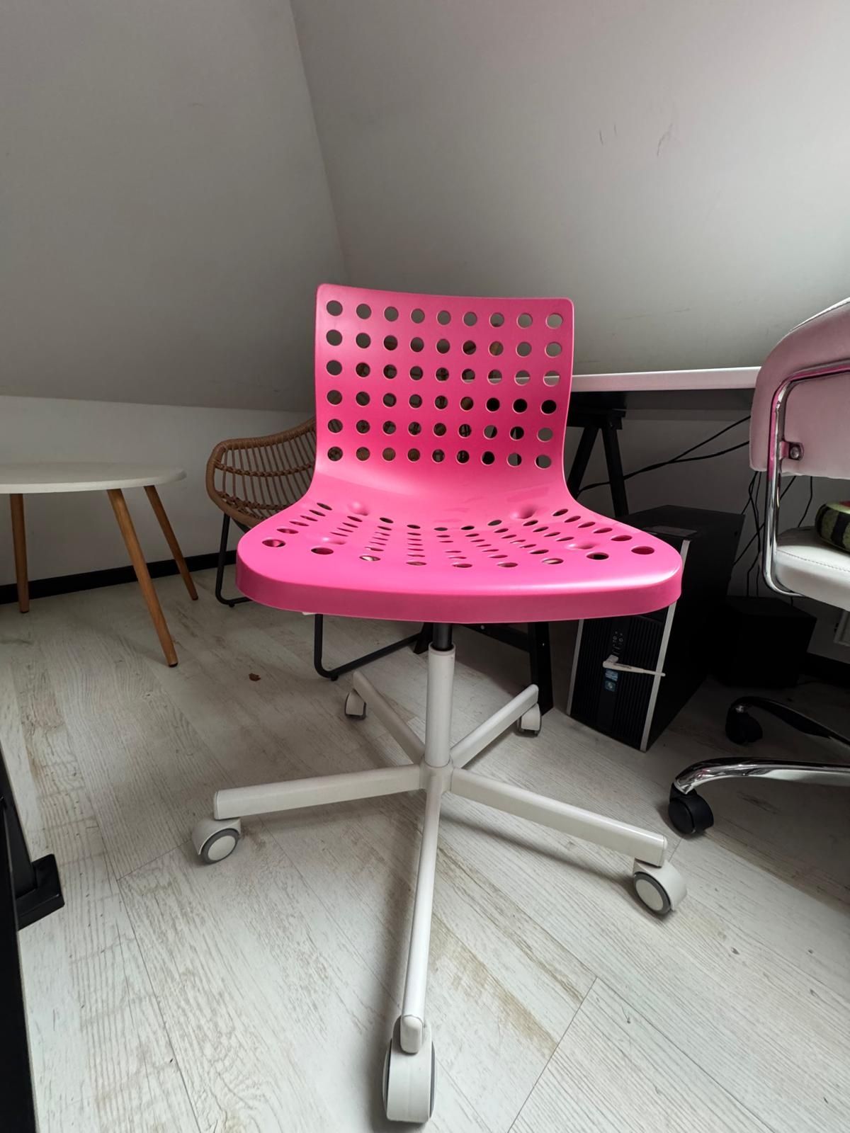 IKEA krzesło biurowe dzieciece różowe