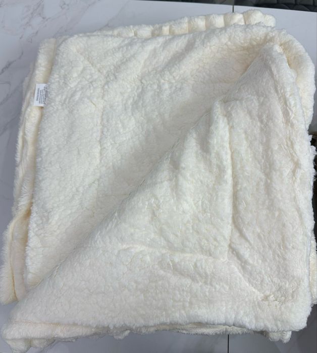 Двостороннє приємні мʼякі пледики на "Овчині" «Королівський Шарпей»